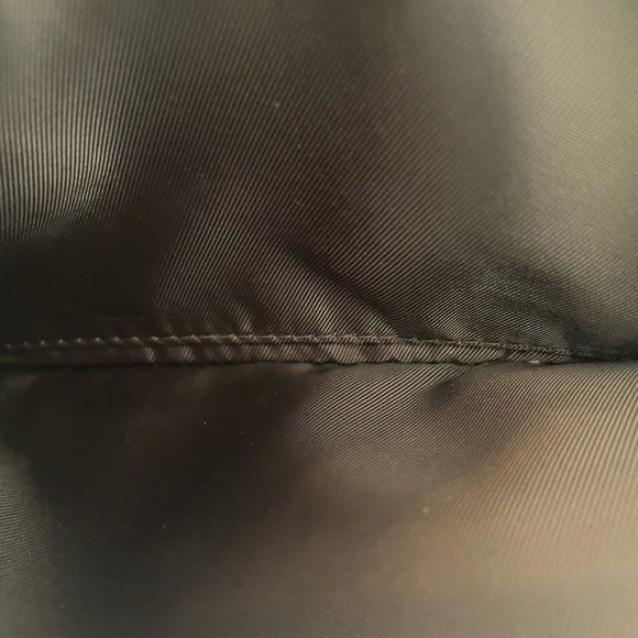 Dooney & Bourke Purse & Wristlet Set (Green) w/Gold Hardware. - Picture 13 of 15